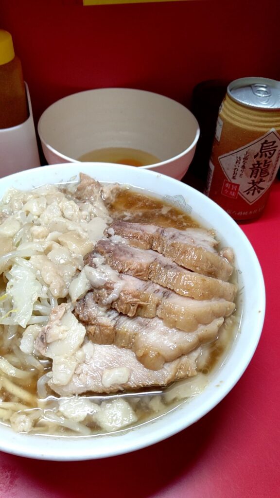 【上野毛二郎】ラーメン二郎上野毛店_ブタ_神豚