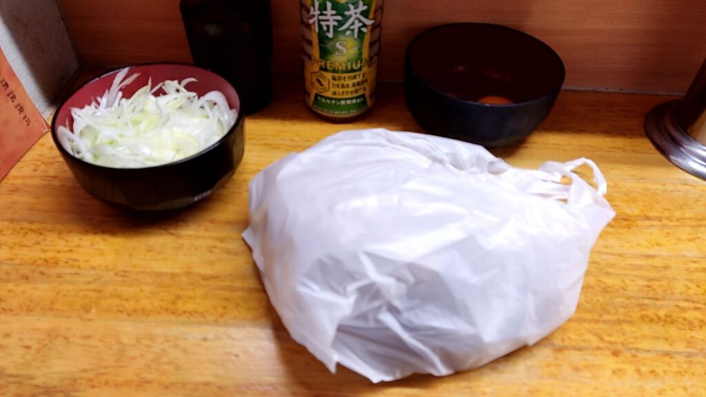 【立川二郎】ラーメン二郎立川店_持ち帰り豚テイクアウトブタ
