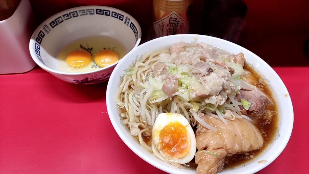 ラーメン二郎上野毛店_味玉子と脂身ブタ