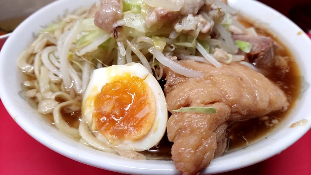 ラーメン二郎上野毛店_味玉子と脂身ブタ
