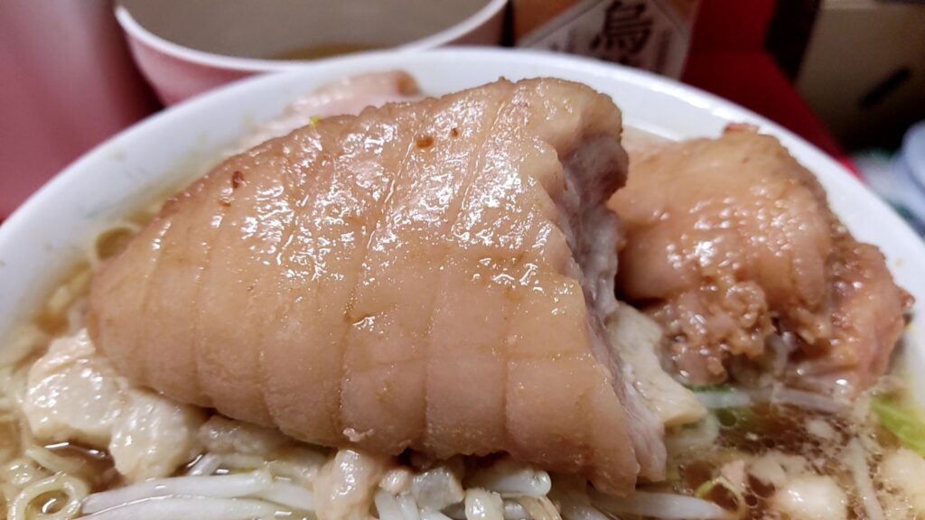 【上野毛二郎】ラーメン二郎上野毛店_はんぺんアブラ