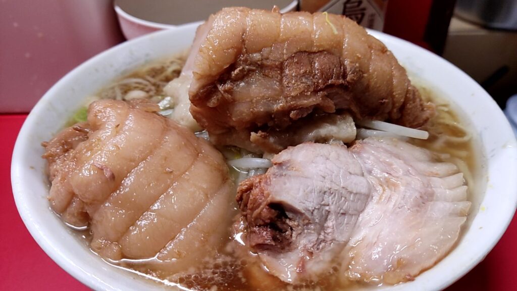 【上野毛二郎】ラーメン二郎上野毛店_ブタ