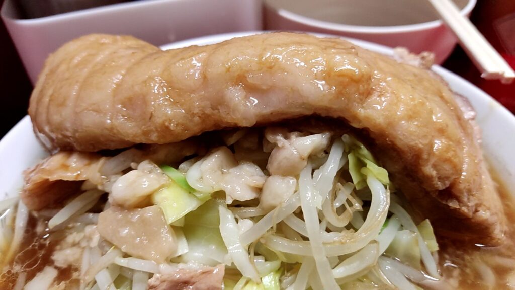 【上野毛二郎】ラーメン二郎上野毛店_はんぺんアブラ