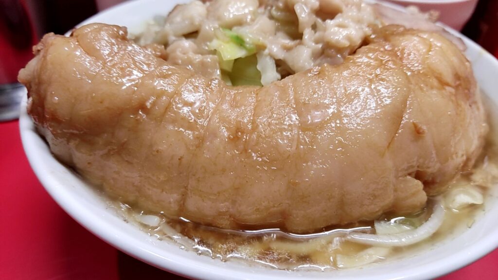 【上野毛二郎】ラーメン二郎上野毛店_はんぺんアブラ